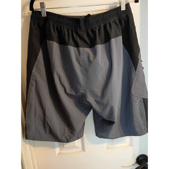 Spowind Cycling Shorts Gray Black Sz L Padded Elastic Waist - Picture 3 of 6
